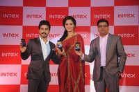 Anushka Launches INTEX Aqua Smartphone